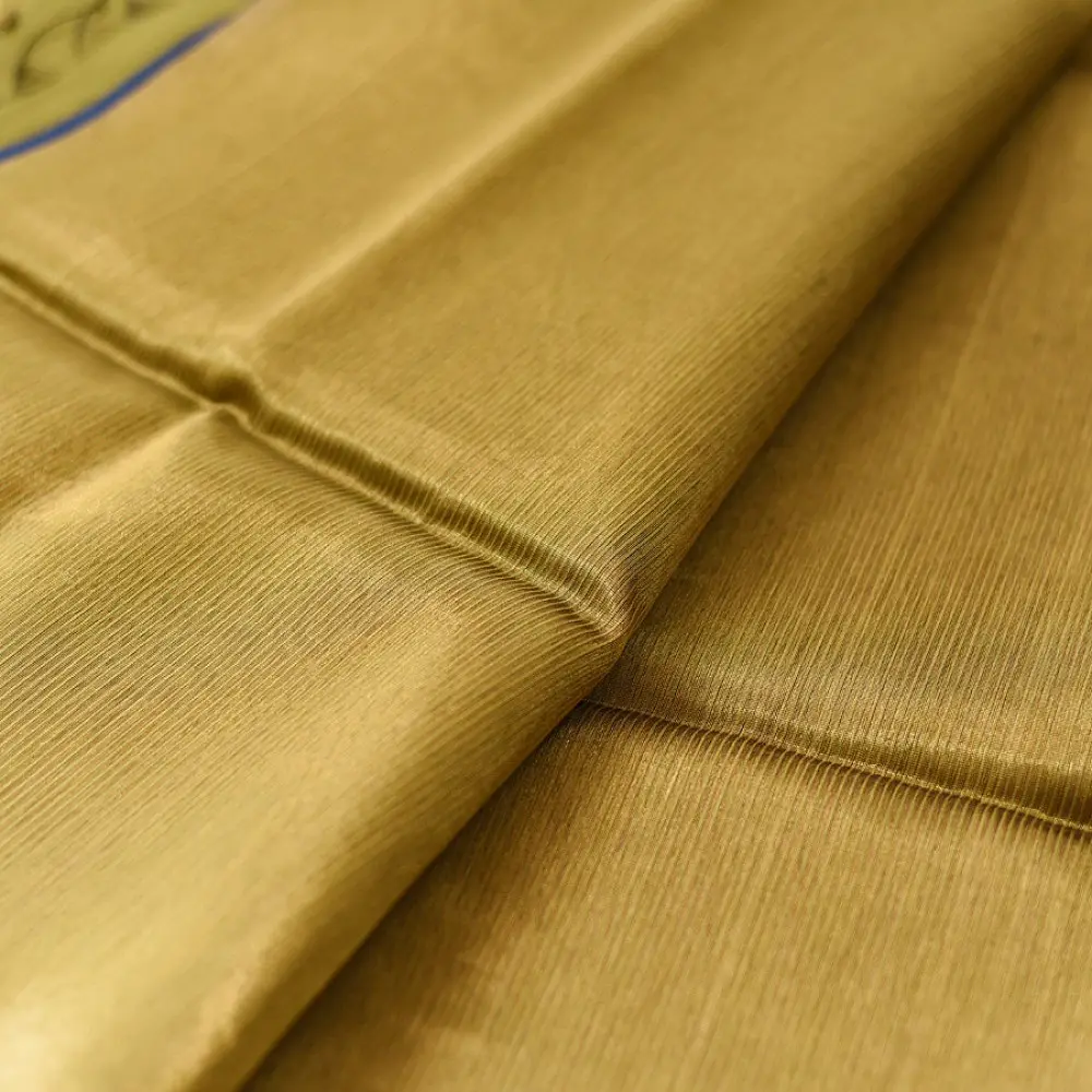 buy Handloom Maheshwari Silk Saree - Zari Weaving