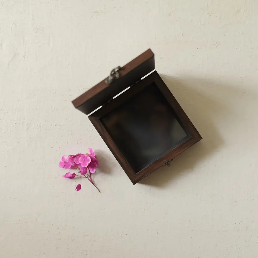 buy Soof Hand Embroidered - Multipurpose Jewelry Box