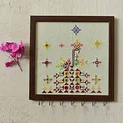 Soof | Hand Embroidered ~ Wall Hanging Key Organizer 