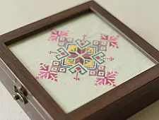 Soof | Hand Embroidered Multipurpose Box (Two Options) - 5x5x1.5 inch