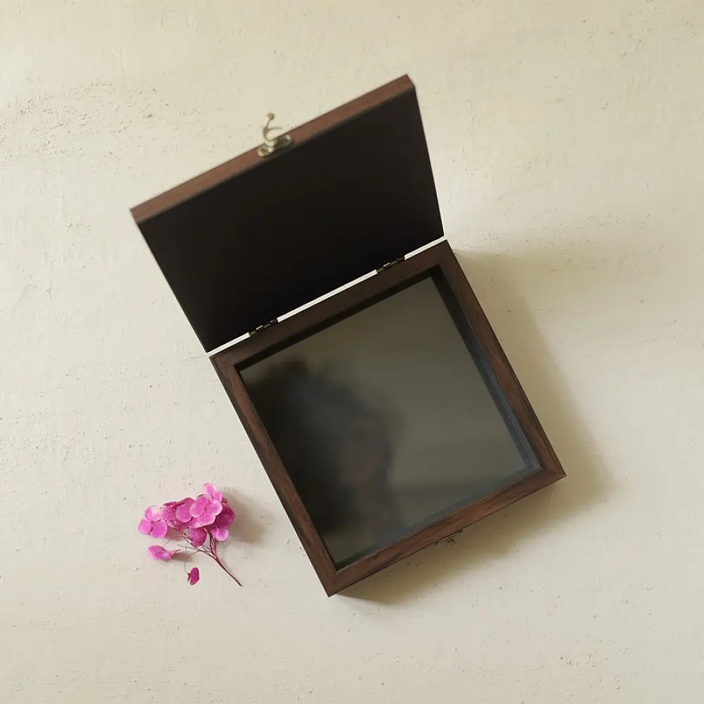 buy Soof Hand Embroidered Multipurpose Box