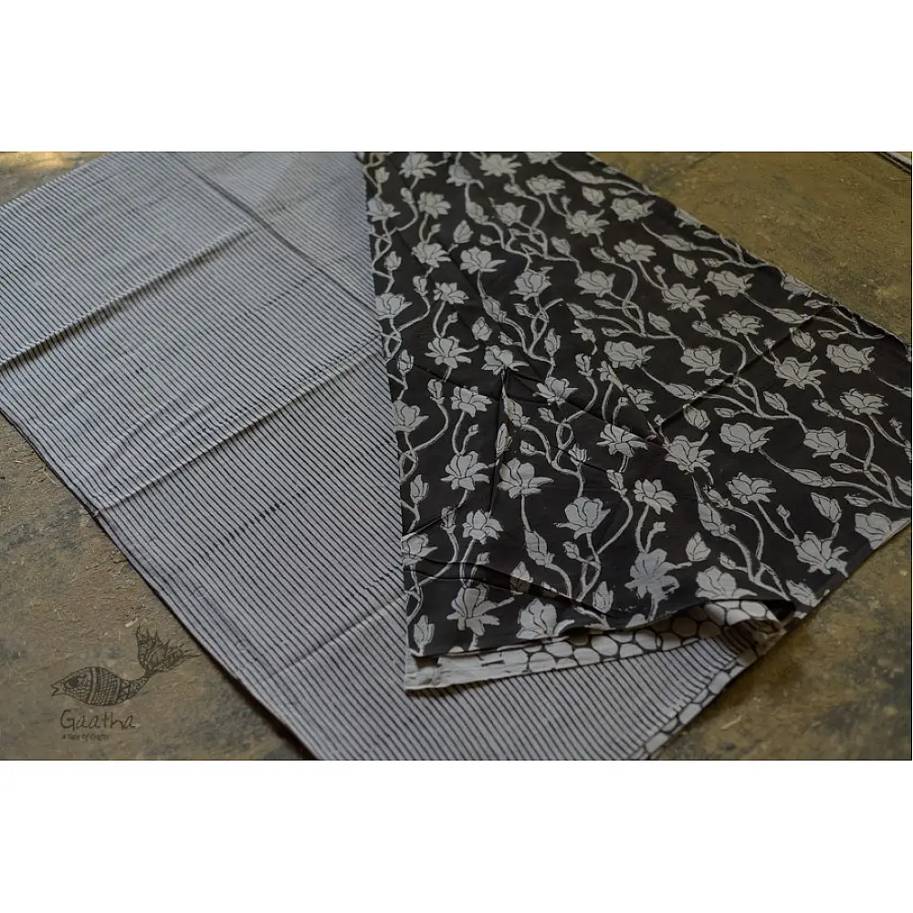 Handloom lndigo block printed cotton saree