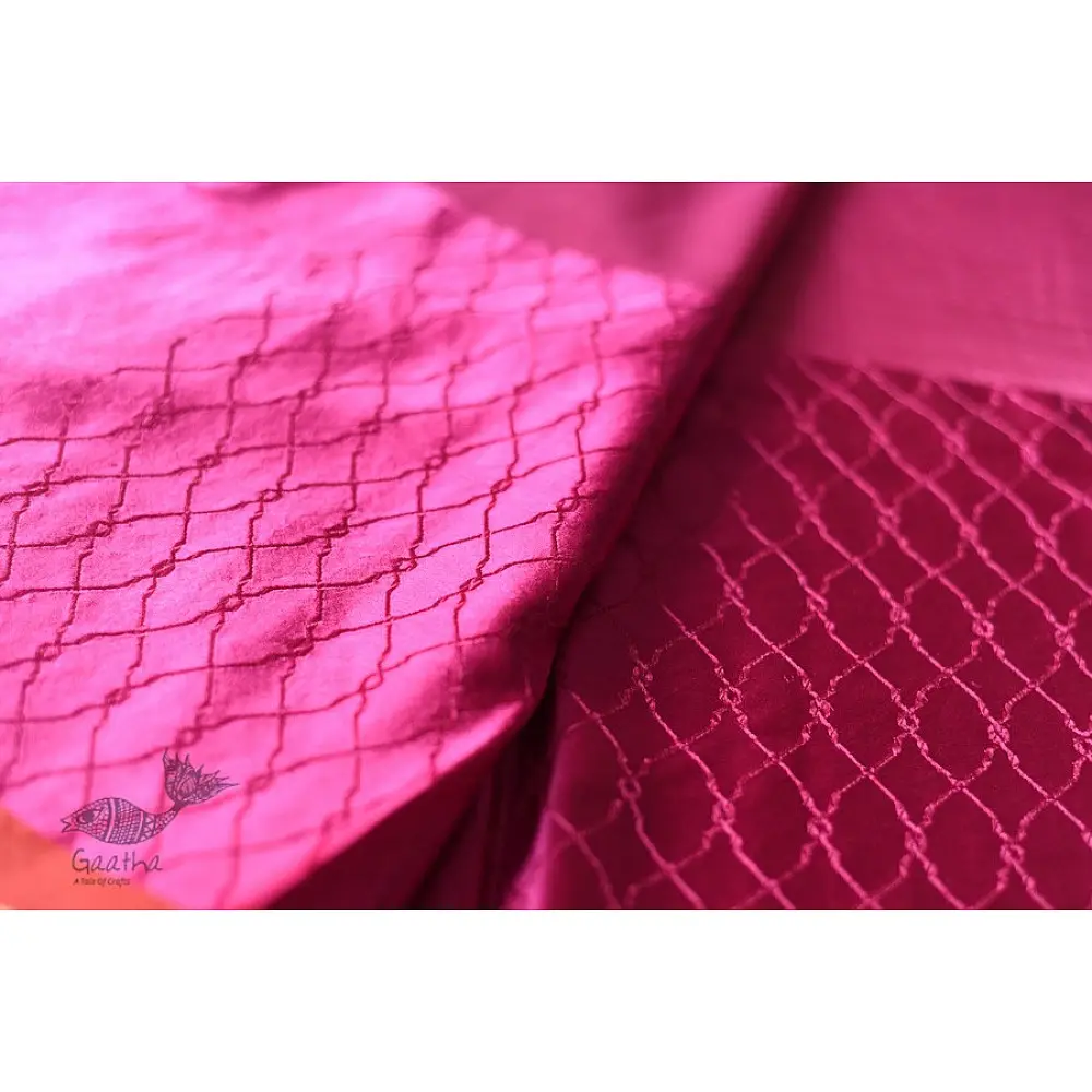 Buy Handwoven Banarasi Silk Rani Pink saree with zari border
