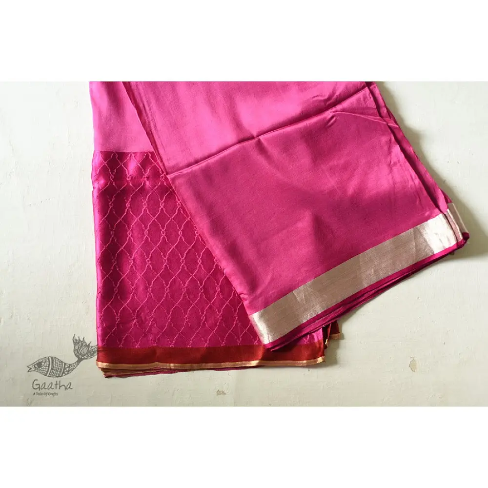 Buy Handwoven Banarasi Silk Rani Pink saree with zari border