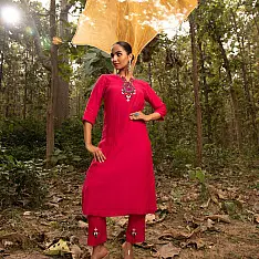 Advaya . अद्वया | Hand Embroidered Chanderi Kurta Set With Contrast Organza Dupatta