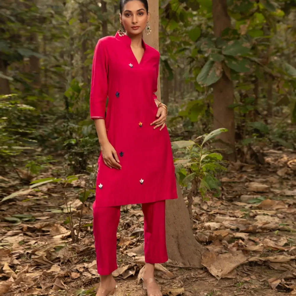 shop Hand Embroidered Chanderi Kurta Set