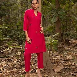 Advaya . अद्वया | Hand Embroidered Chanderi Silk Co-Ord Set