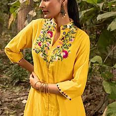 Advaya . अद्वया | Hand Embroidered Chanderi Kurta Set (Set of 2)