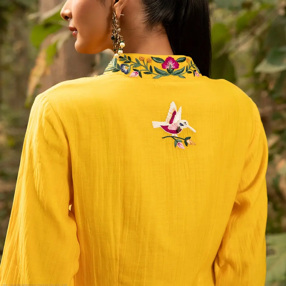 shop Hand Embroidered Chanderi Kurta Set (Set of 2)