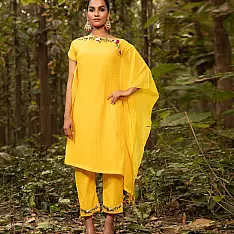 Advaya . अद्वया | Hand Embroidered Chanderi Silk Kaftan Set (Set of 2)