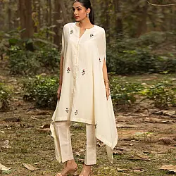 Advaya . अद्वया | Hand Embroidered Chanderi Kaftan with Pant (Set of 2)
