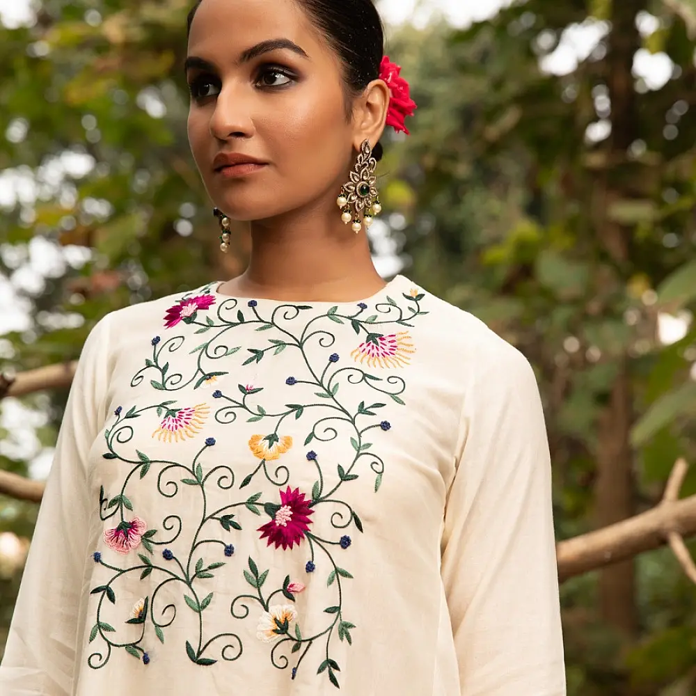 shop Hand Embroidered Chanderi - Tunic Paired with Straight Pant (Set of 2)