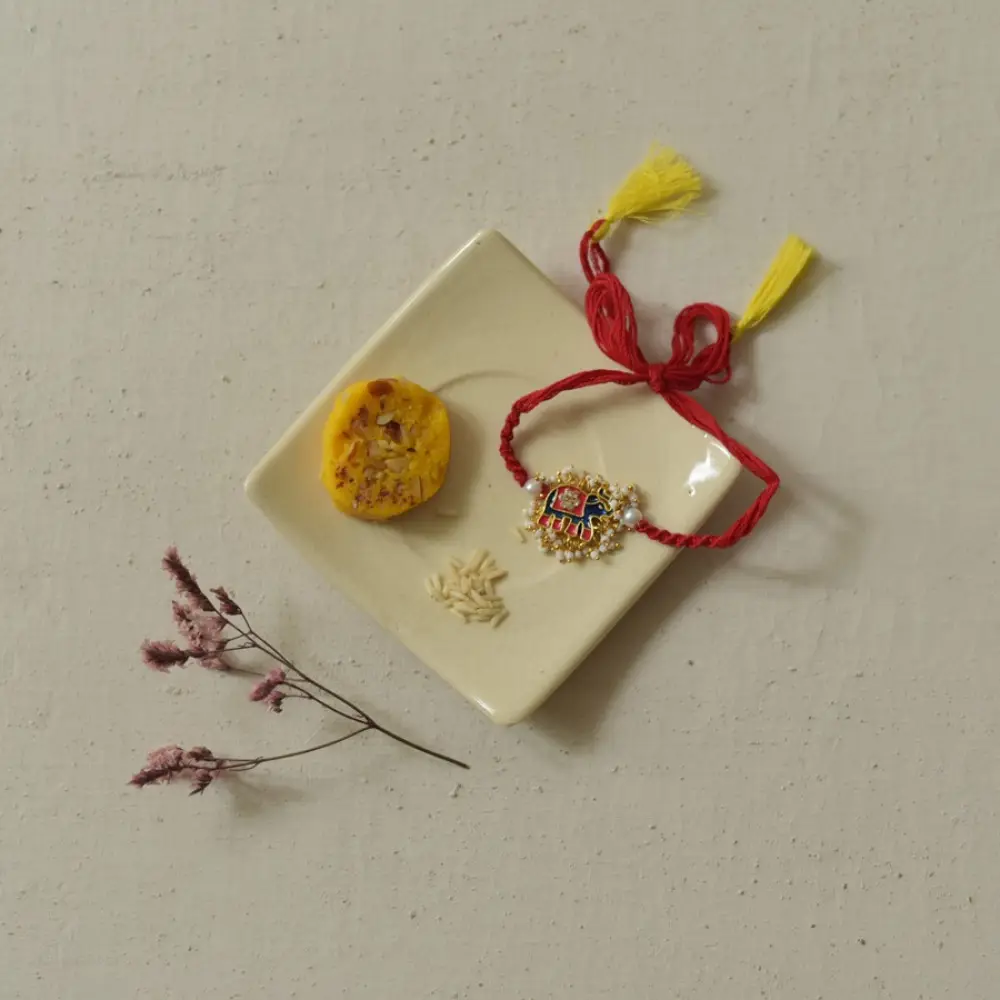 Shop Bhai Bhabhi Rakhi Set