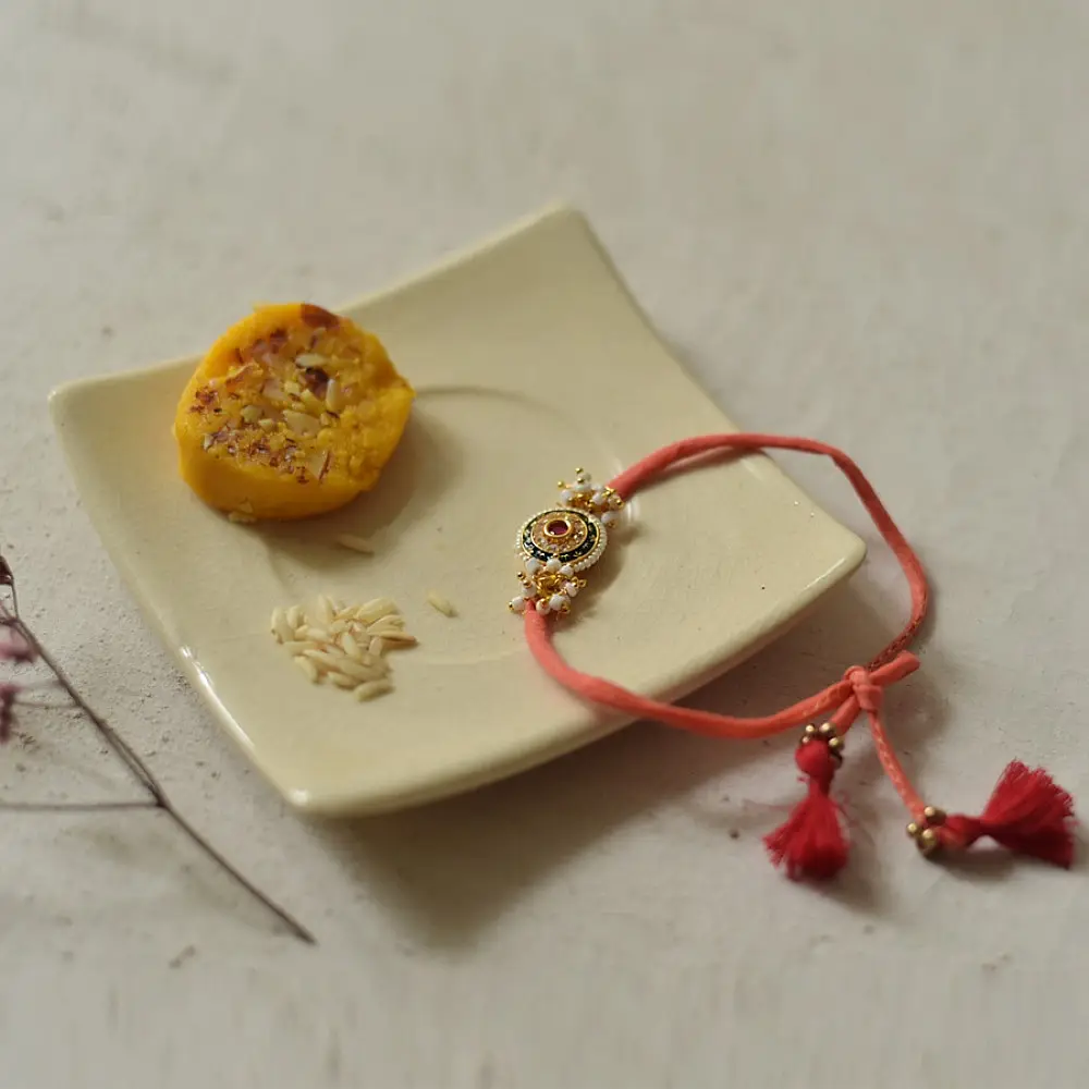 Shop Kundan Rakhi Set For Bhai & Bhabhi