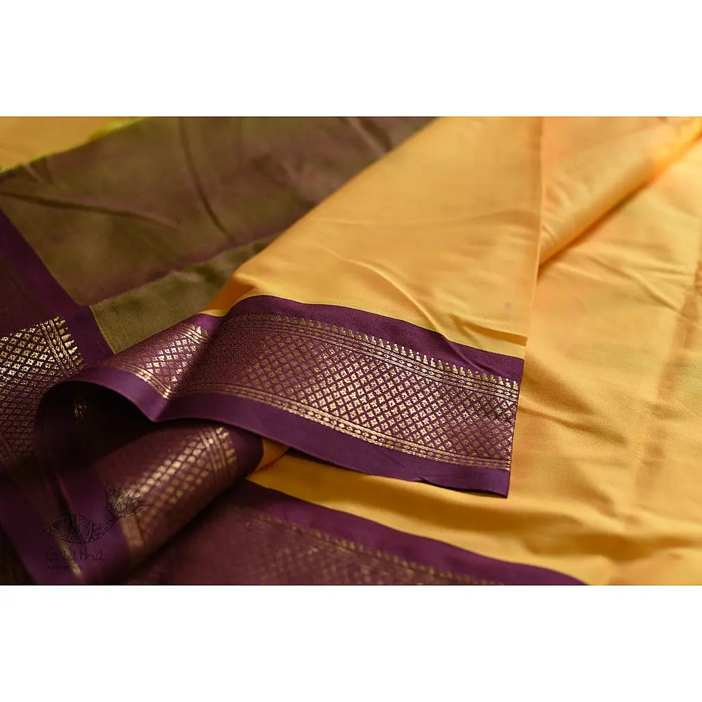 shop Cotton Silk - Woven Paithani Zari Border Saree