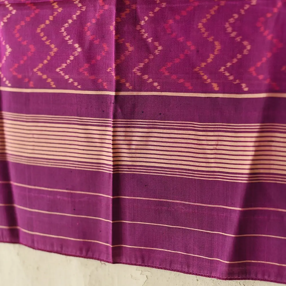 orchid pink pure silk patola stole with traditional white geometric zig zag pattern for women
