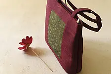 Dots & weaves ~ Tangaliya Shoulder Bag | Maroon & Green 