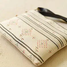 Dots & weaves ~ Tangaliya Purse / Sling Bag - Off White