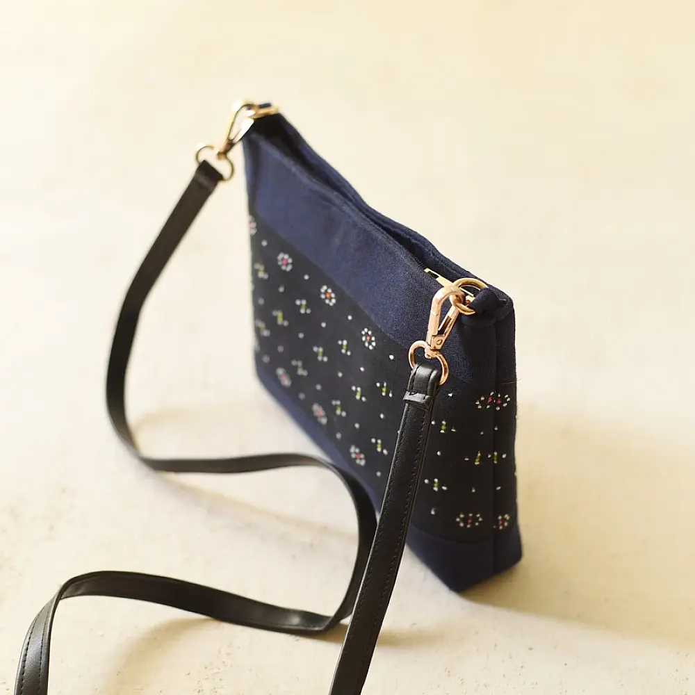 shop Tangaliya Sling Bag / Navy Blue & Black Purse