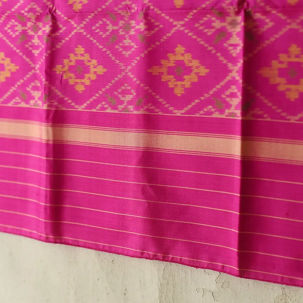 shop pure silk patola ikat dupatta - Pink Diamond Design