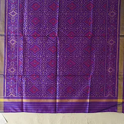 Rasika . रसिका ~ Handloom Patola Pure Silk Dupatta ~ Purple Diamond Design
