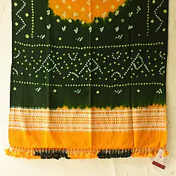Winter's Call ❁ Tie & Dyed | Kutchi Bhujodi Weaving - Bandhani ( Tie-dyed ) Woolen Shawl - Green & Yellow