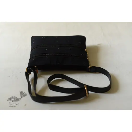 shop Tangaliya Sling Bag - Black 