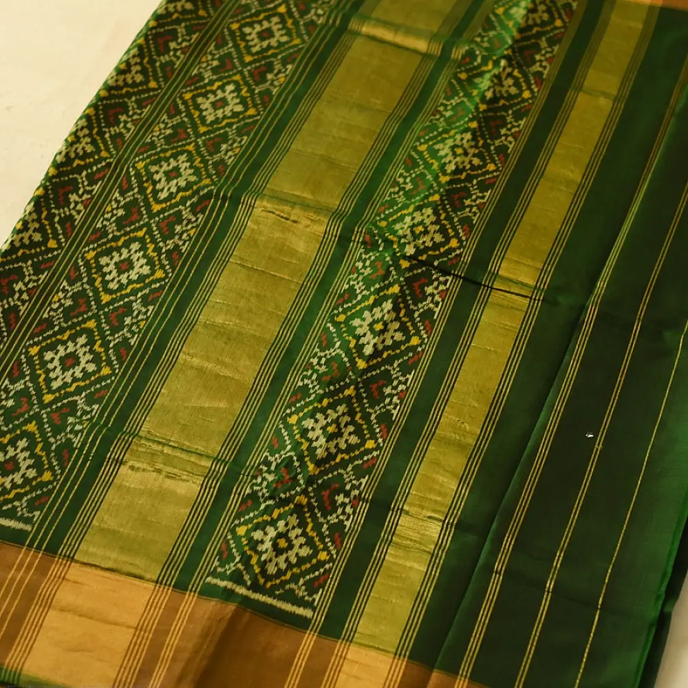 shop Handwoven Patola Silk Saree - Green Diamond Motif