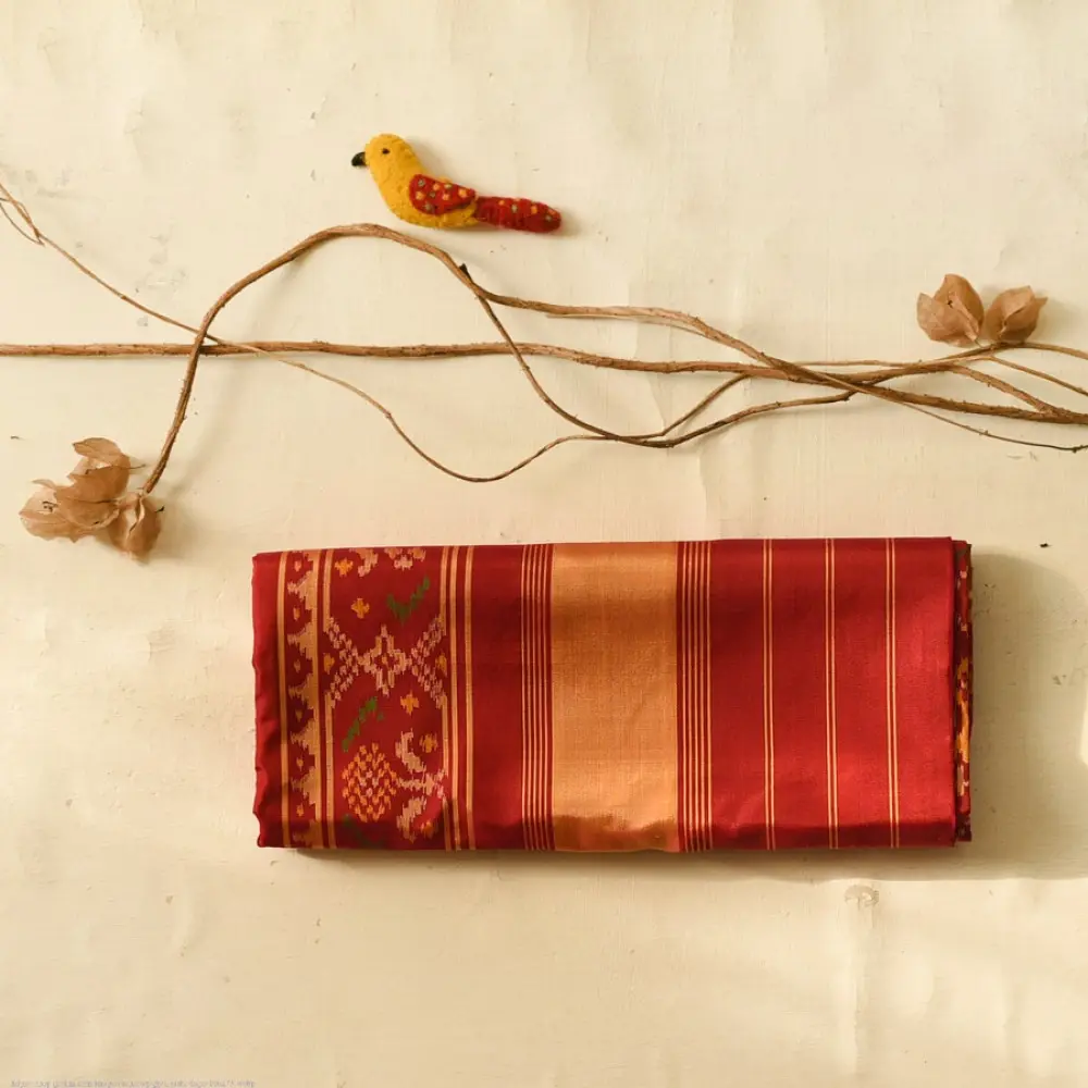 shop Handwoven Patola Silk Saree - Dark Red