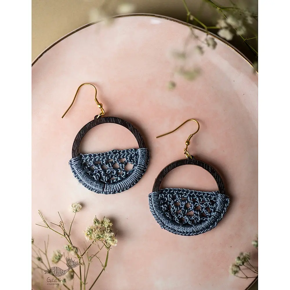 Crochet |  Jharokha ( Two Options - Beige (Brown) / Grey )
