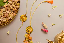 Crochet Rakhi -⚬- Handmade Soul Stich Crochet Rakhi & Lumba Set (Set of 2) 29