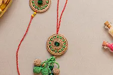 Crochet Rakhi -⚬- Green Jewel Crochet Rakhi & Lumba Set (Set of 2) 32