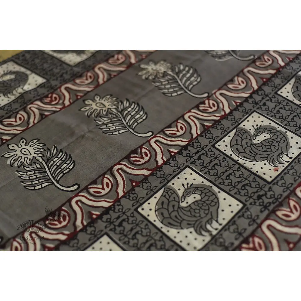 shop dabu hand block printed cotton saree Peacock Pallu Motif