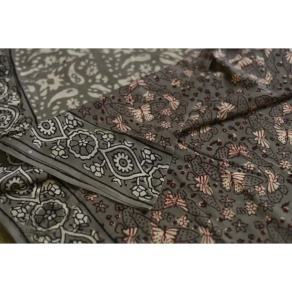 shop dabu hand block printed cotton saree Peacock Pallu Motif