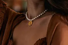 Ottone | Bold Beneath - Pearl Neck Piece 