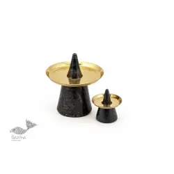 Trataka | Pyramid Incense Stick black (Two options Large/Small)