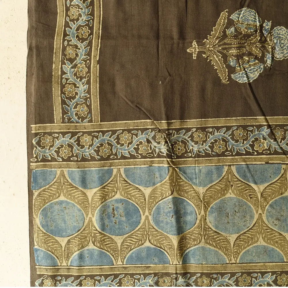 Dual-toned Ajrakh dupatta with natural dye finish
