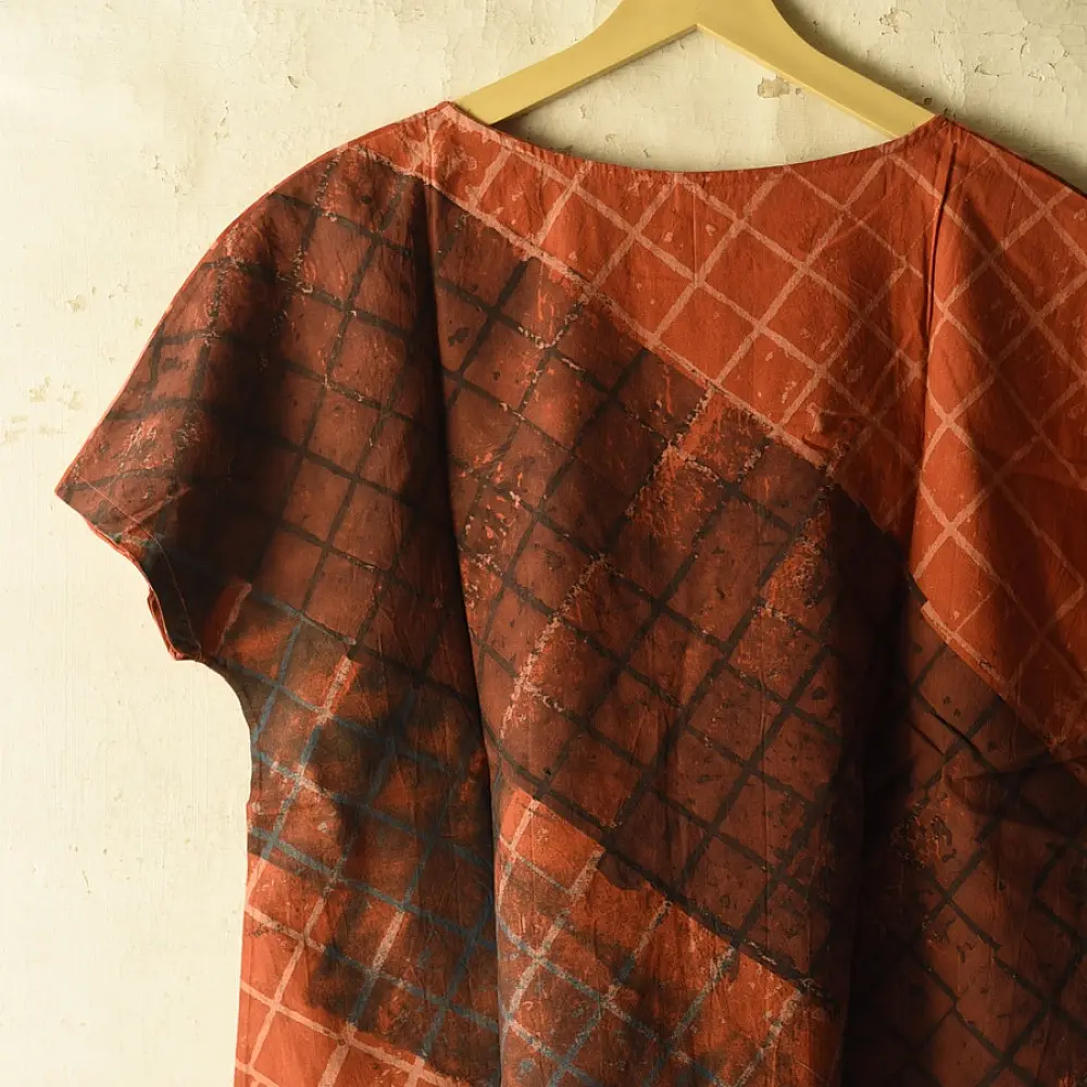 madder red charcoal blue ajrakh cotton top diagonal geometric grid block print hand block printed boxy fit artisanal blouse women sustainable fashion natural dyed
