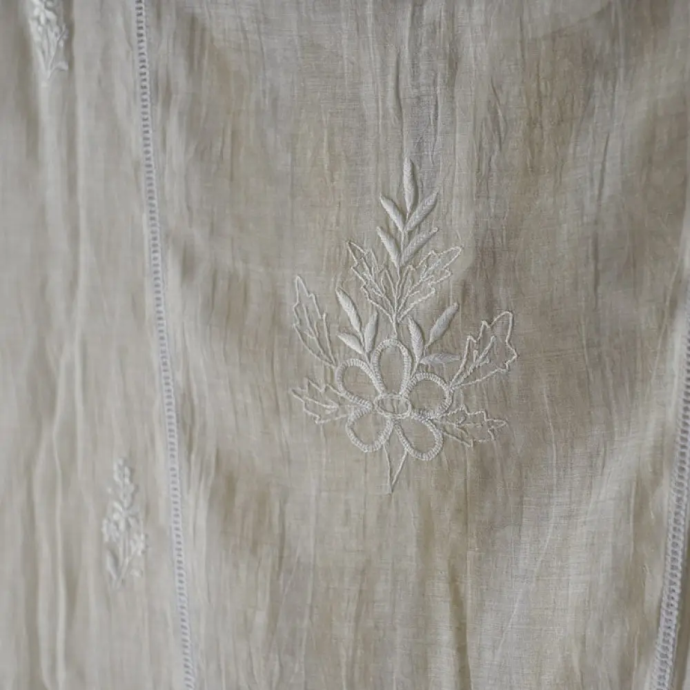 White zari Designer Chikankari Kurta