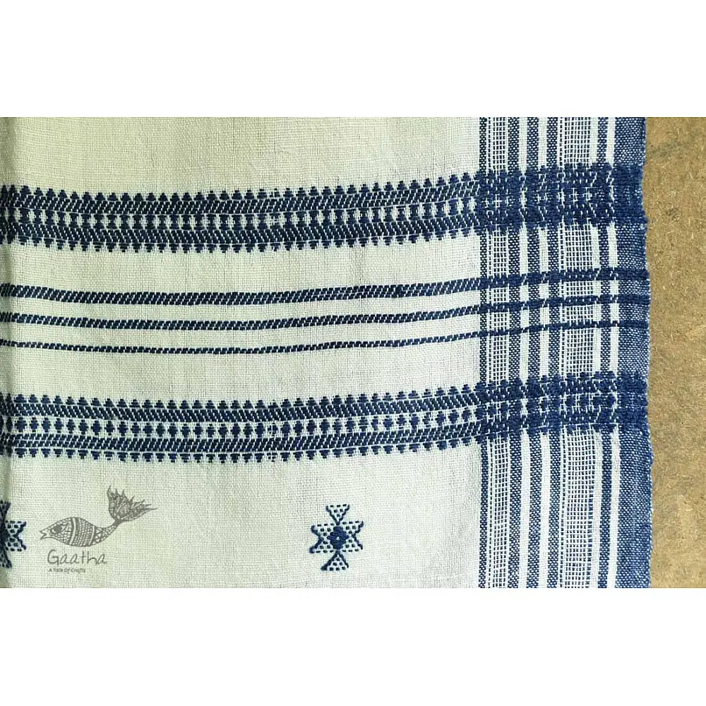 shop handspun kutchi raw woolen unisex  Off White shawl