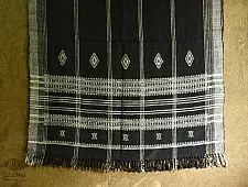Salt Deserts of Kutch | Kutchi Bhujodi Hand spun Raw Woollen Black Shawl 