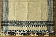 Salt Deserts of Kutch | Kutchi Bhujodi Hand-spun Raw Woollen Shawl - Off White