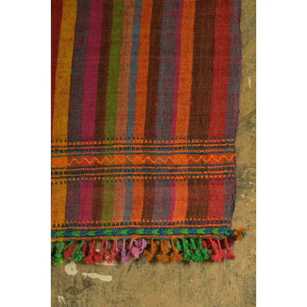 full size handwoven raw woolen unisex shawl