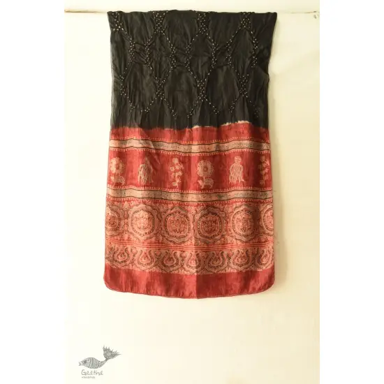 shop silk stole handcrafted - handmade ajrakh bandhani Black & Red