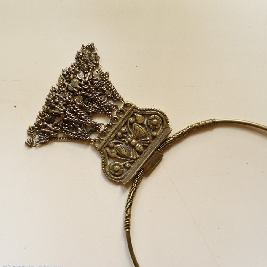 shop Handmade Vintage Jewelry - Banjara Hansadi Necklace