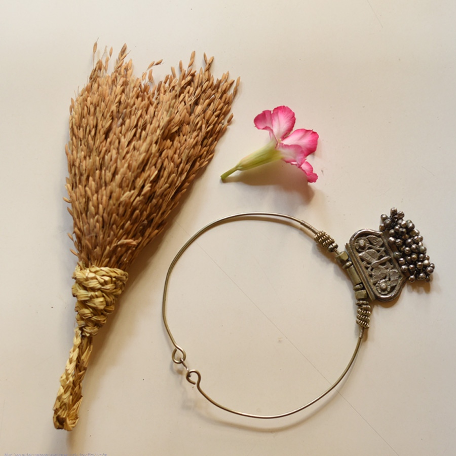 shop Handmade Vintage Jewelry - Banjara Necklace