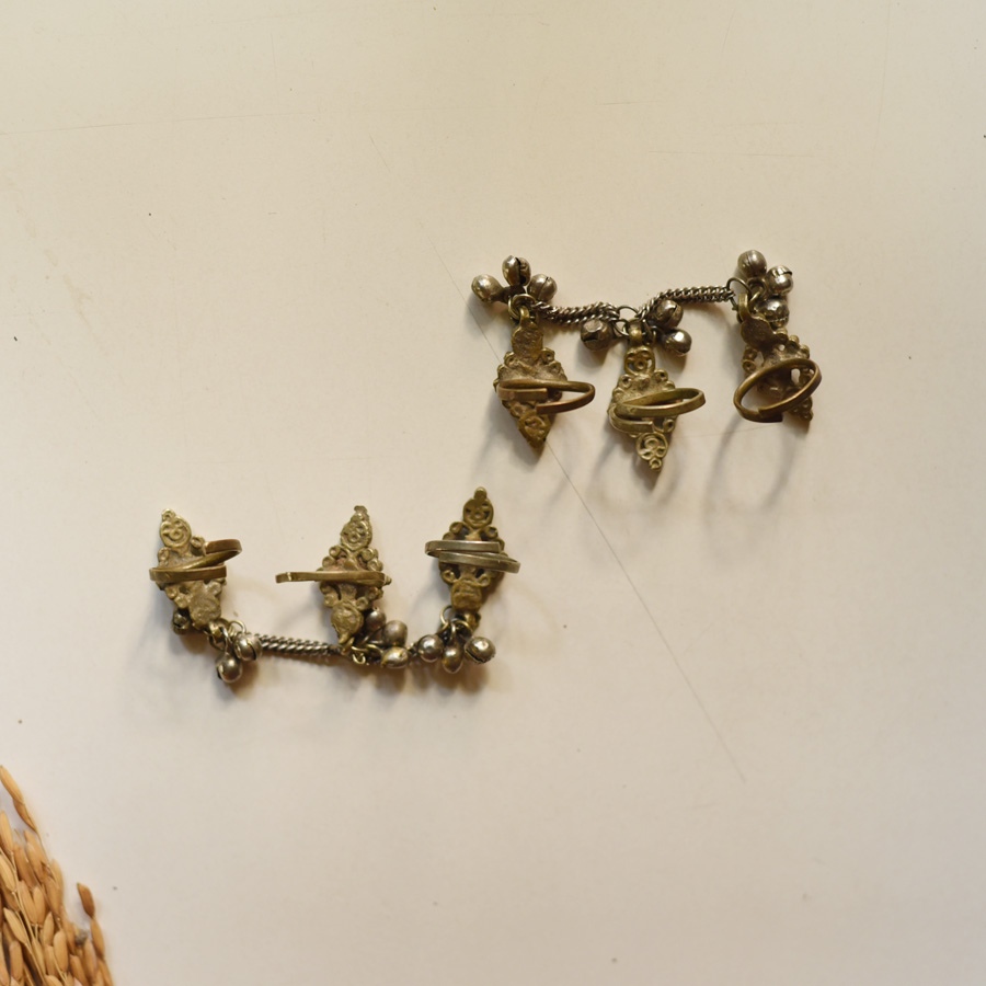 shop Banjara Jewelry - Banjara Antique Jewelry - Toe Ring / Bichiya