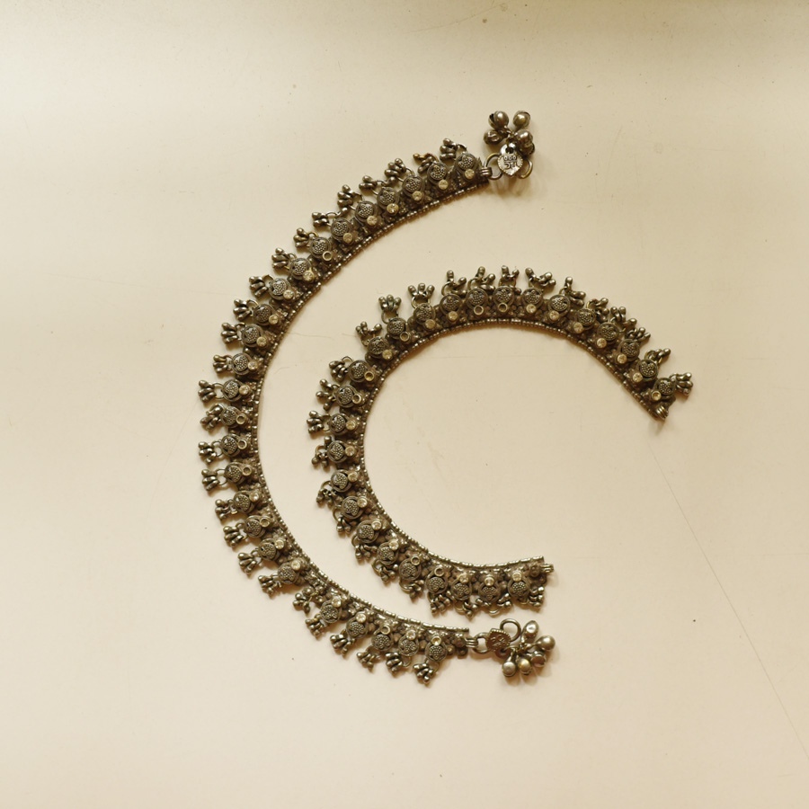 shop Traditional Payal / Anklet