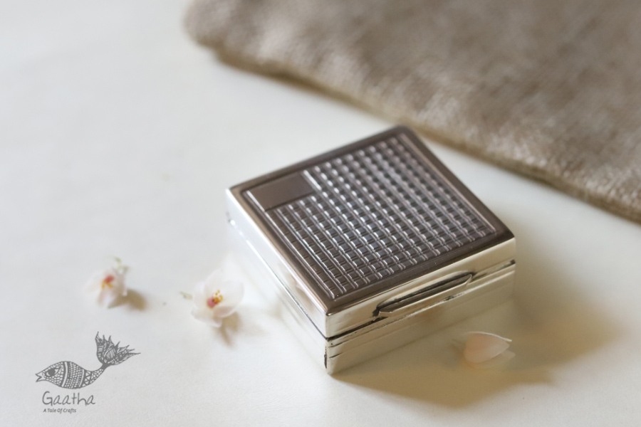 रजत ❧ | Silver Square Box  | 8