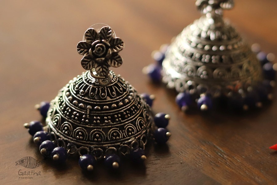 इशाना ✽ White Metal ✽ Earring 2